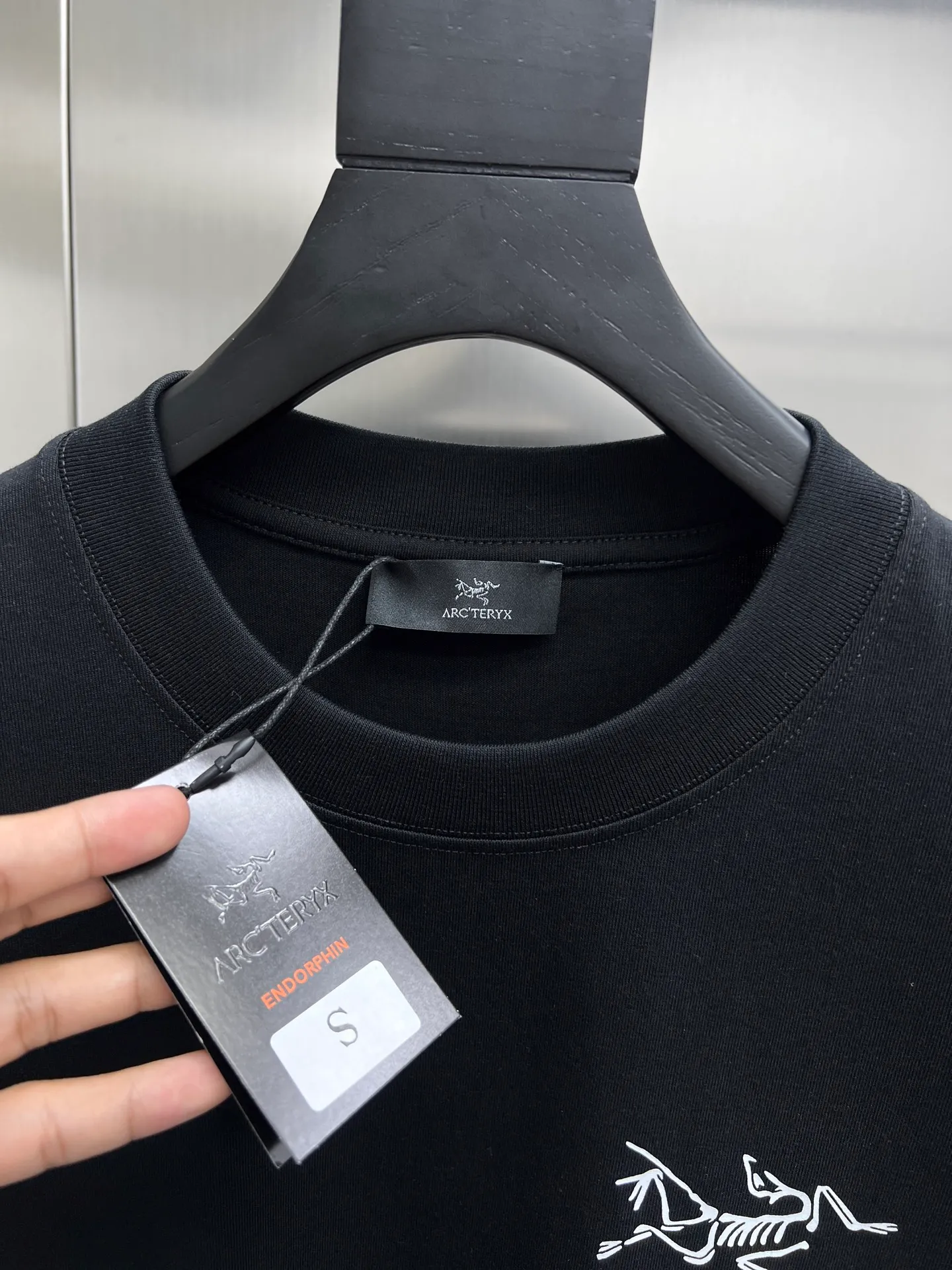 arcteryx🌟New Arrival T T Hot Sale 99 🐎🐎Size：S-XXL Black White 2 Size S 110 54 69 21 M 114 56 71 22 L 118 58 73 22 XL 122 60 75 23 2XL 126 62 77 23